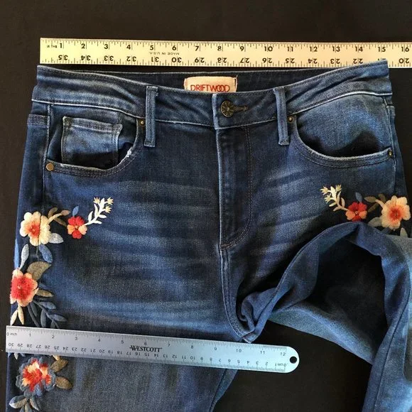 Free People x Driftwood Farrah Embroidered Flare Jeans Sz 28